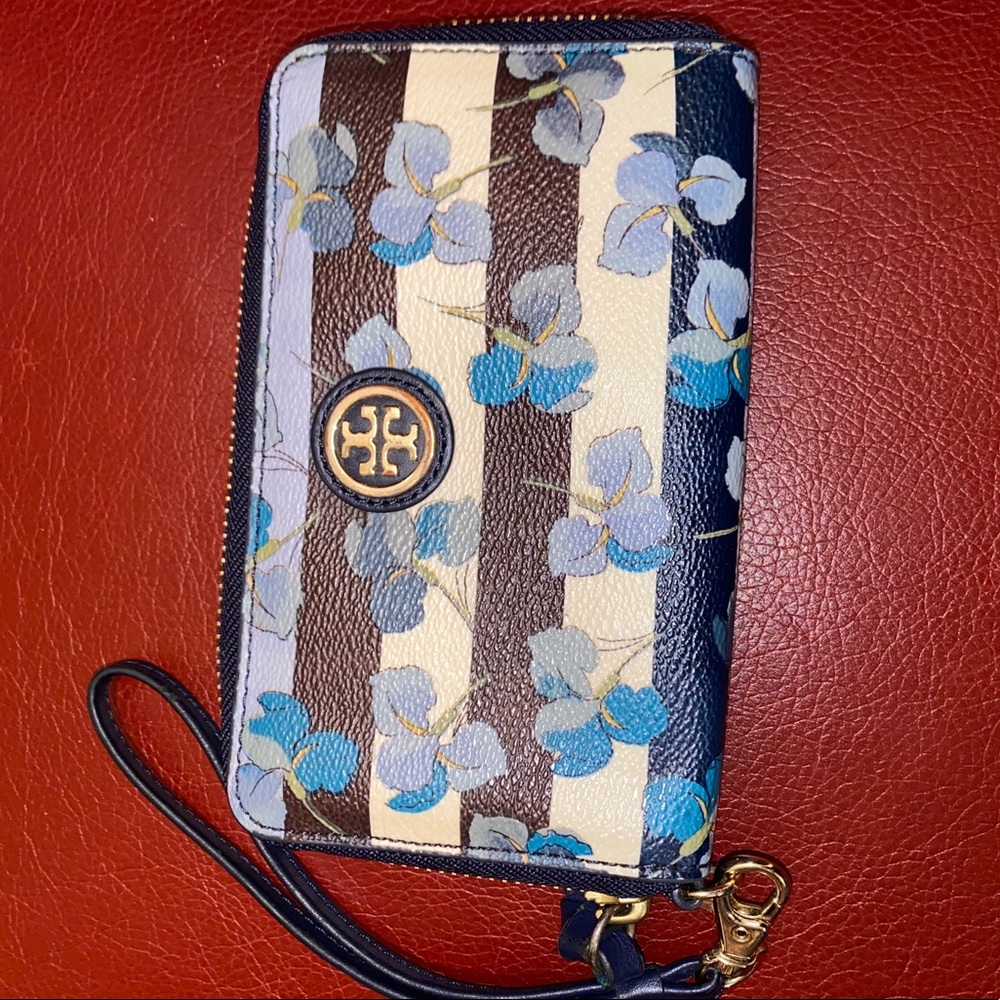 Tory Burch Wristlet